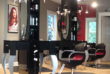 A beautiful salon outlet with comfortable chairs